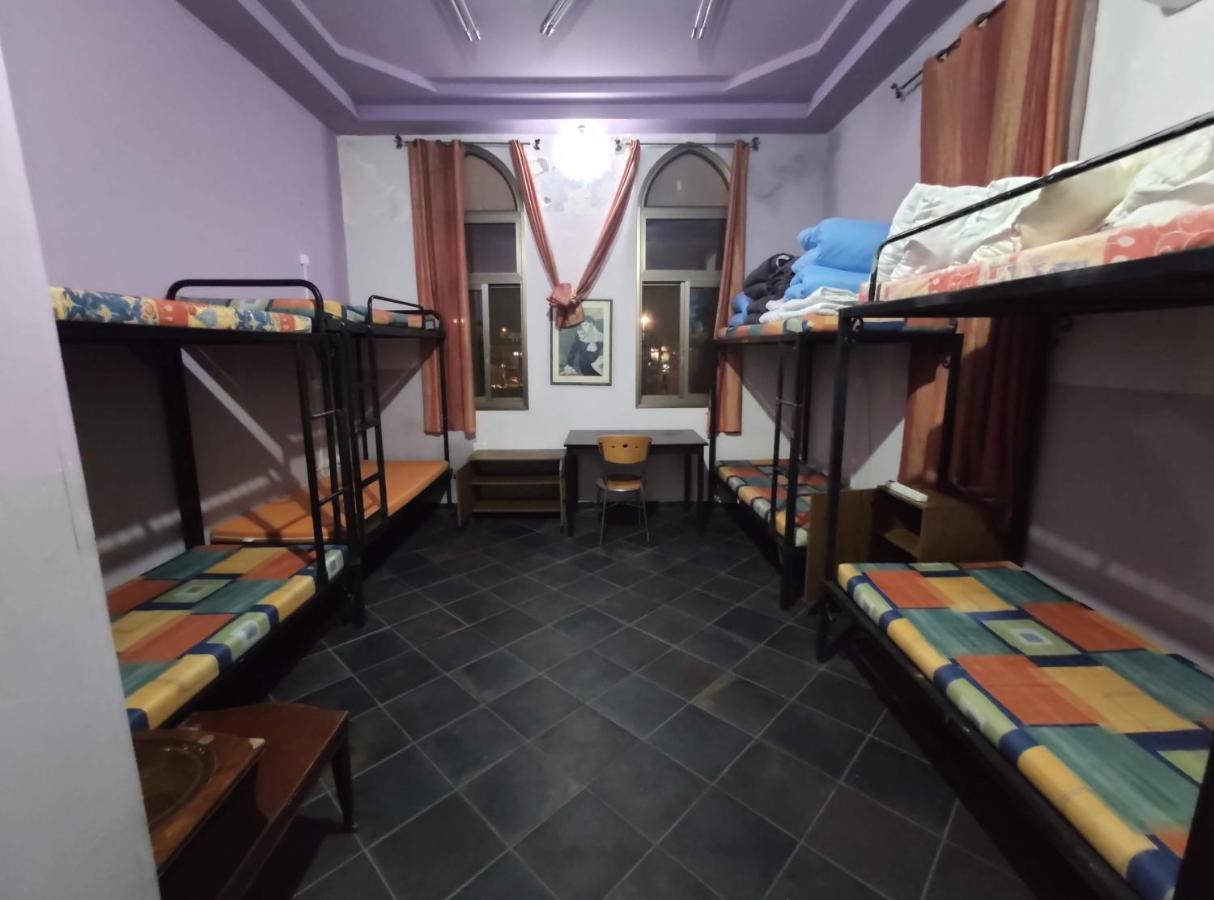 Nest House Haifa Luaran gambar